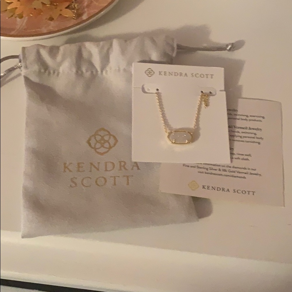Kendra Scott Gold Elisa Necklace